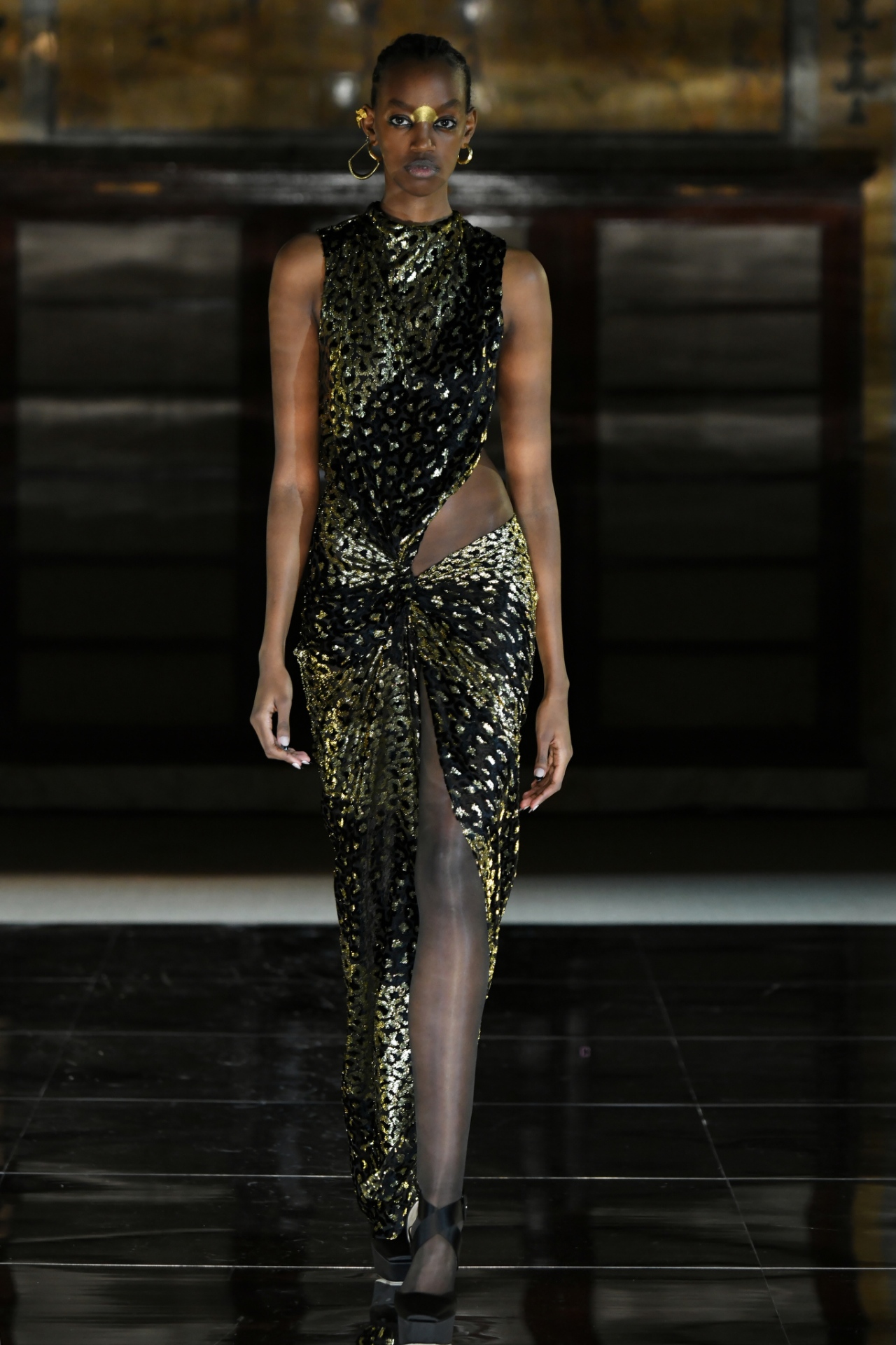 Look 34