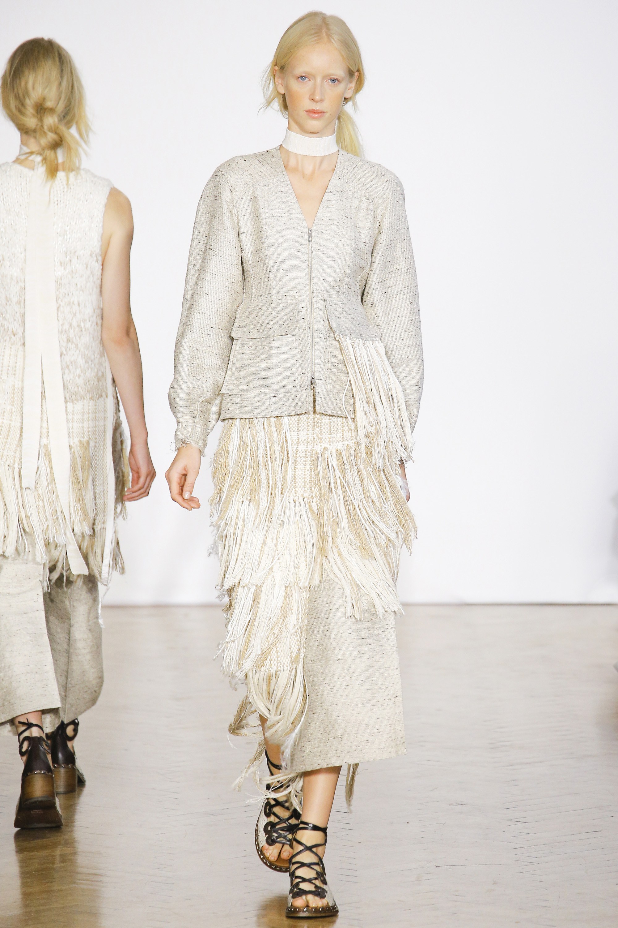 Look 12