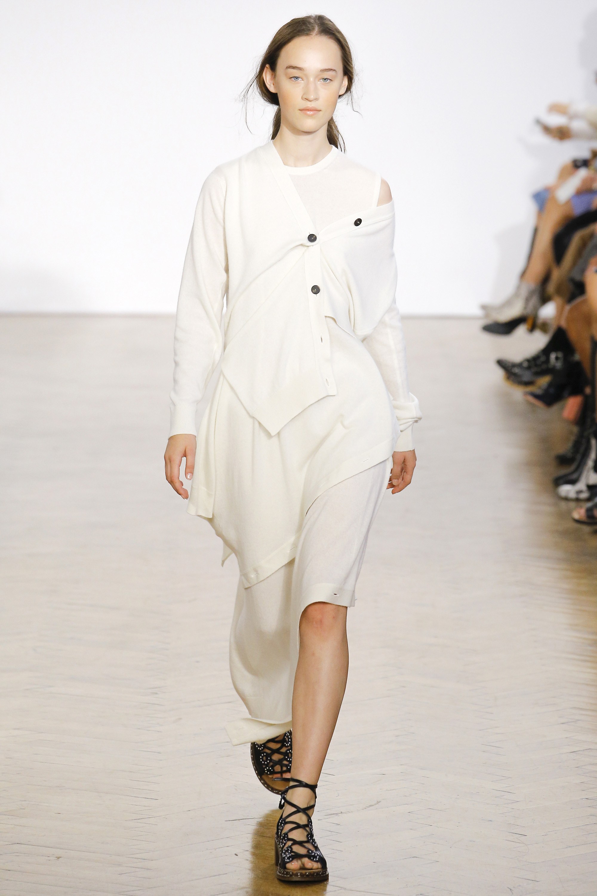 Look 7