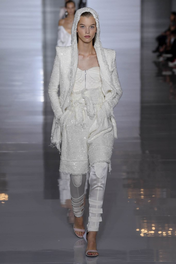 Look 12