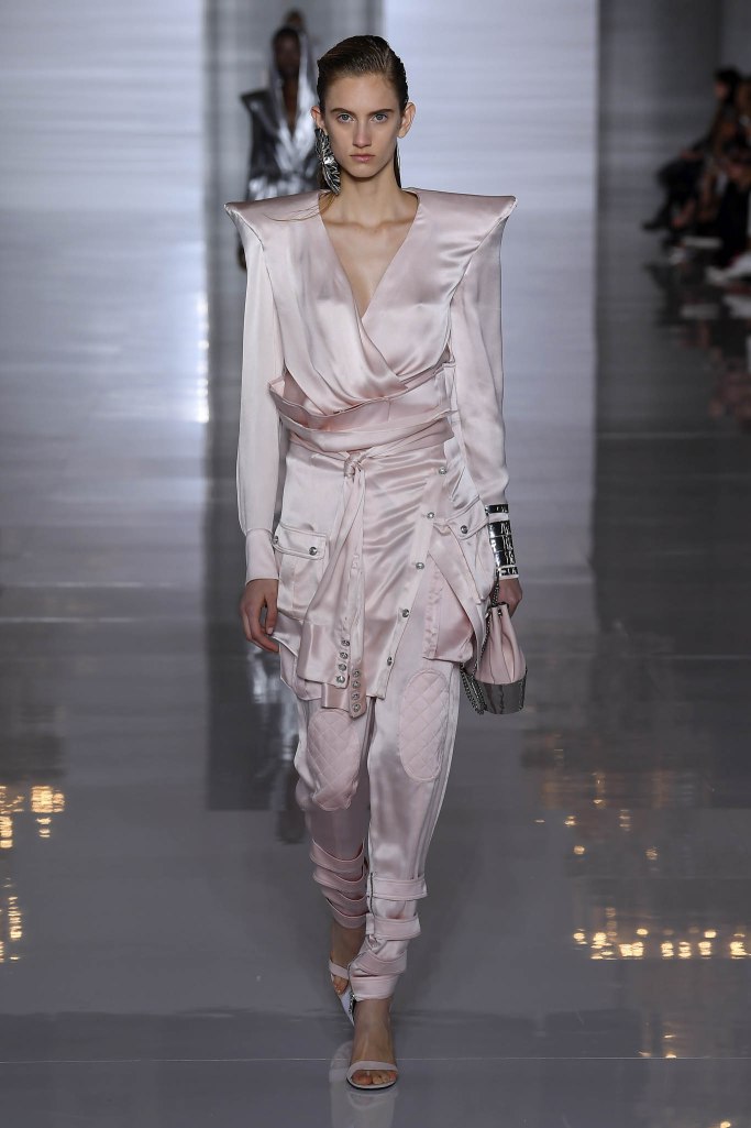 Look 15