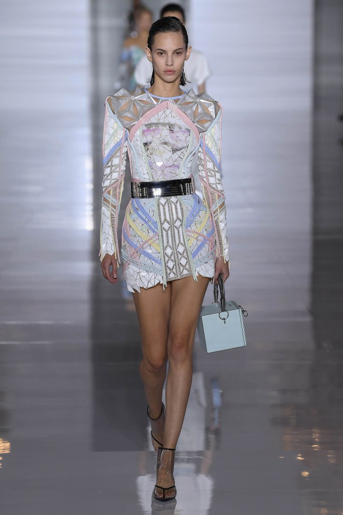 Look 25
