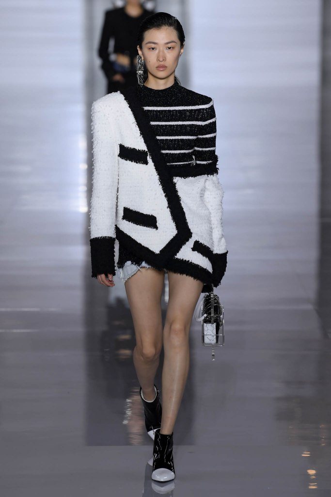 Look 30