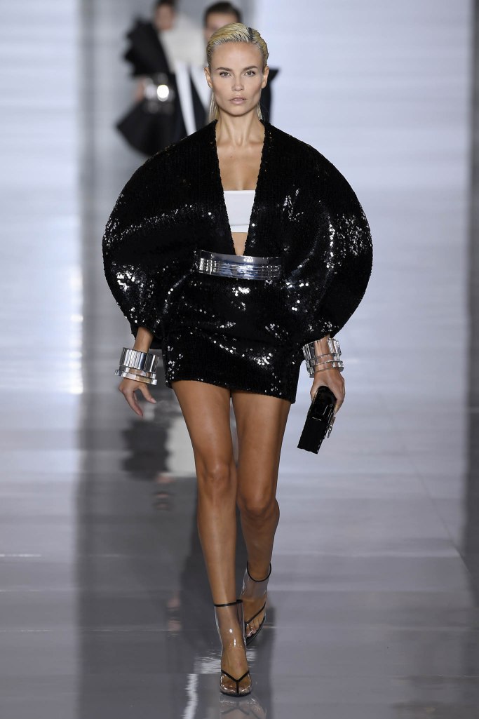 Look 50