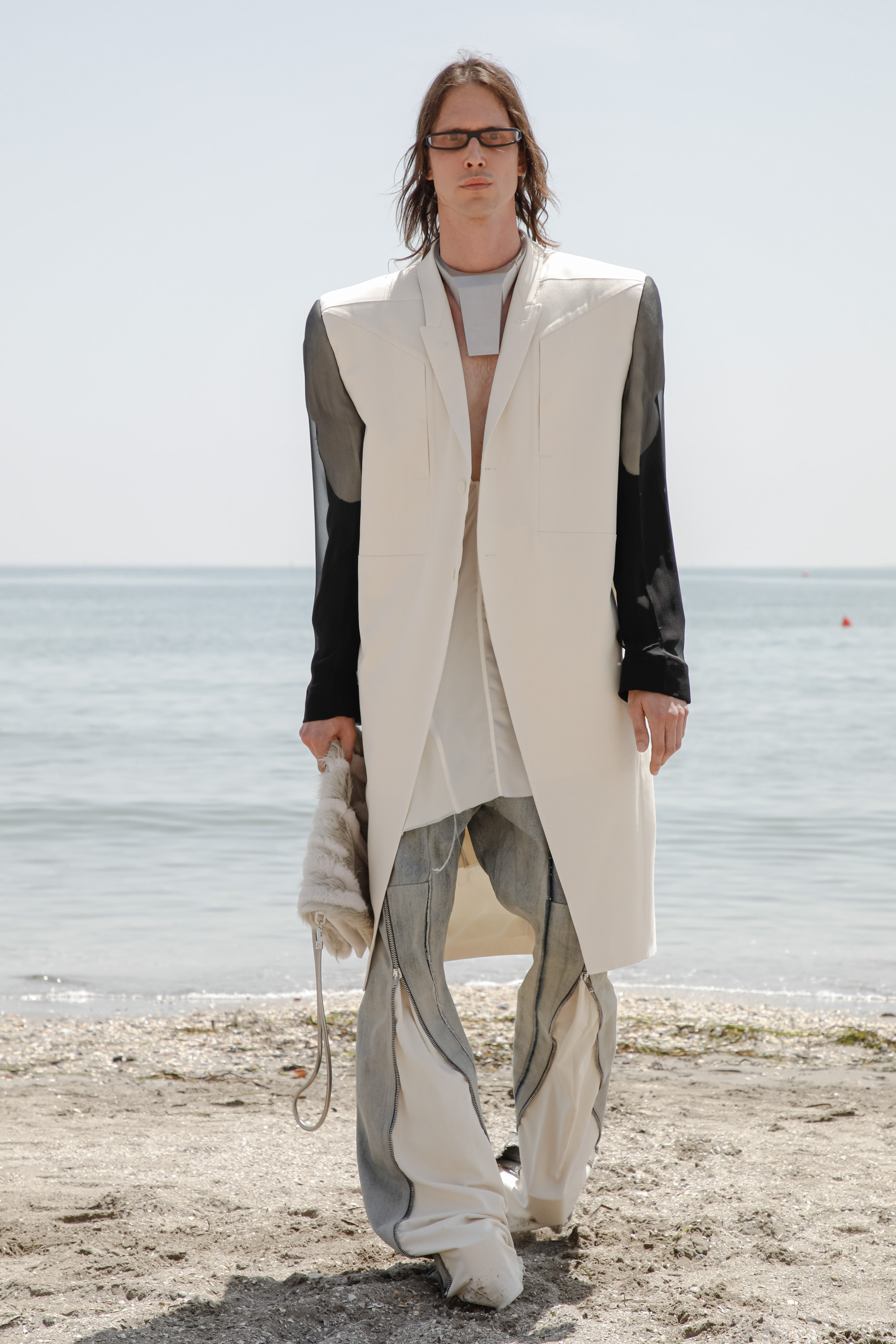 Look 12