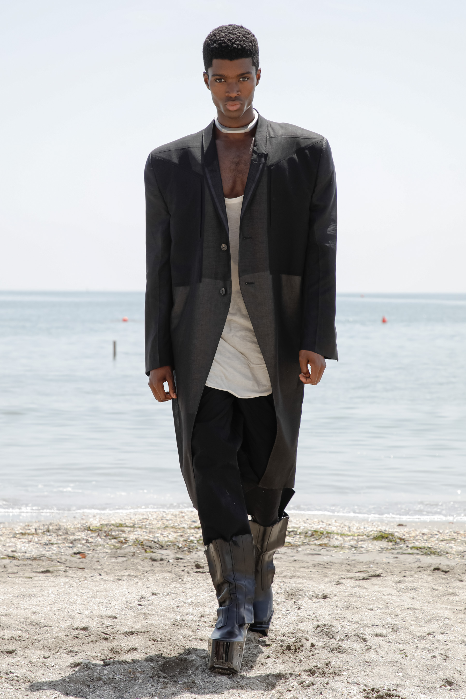 Look 14