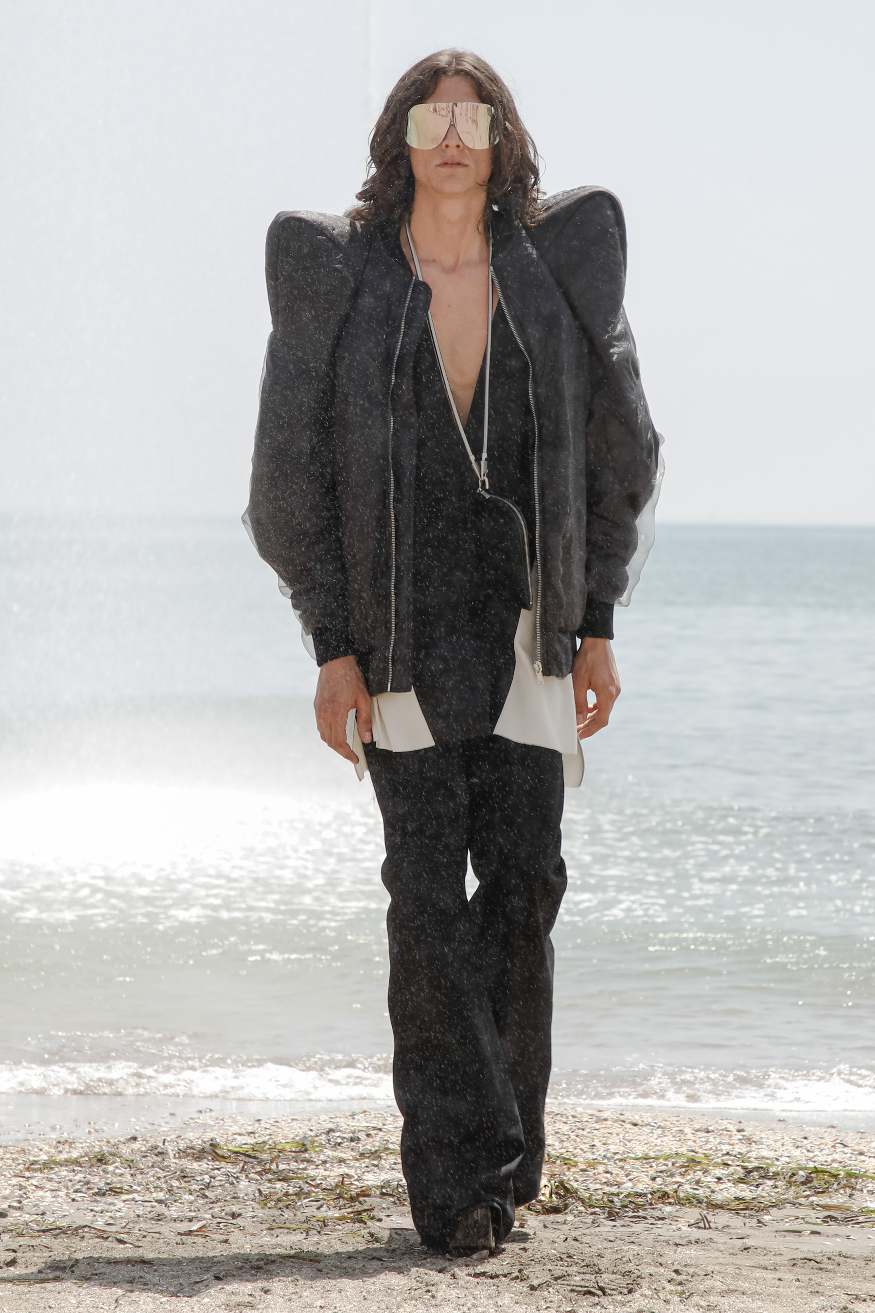 Look 25