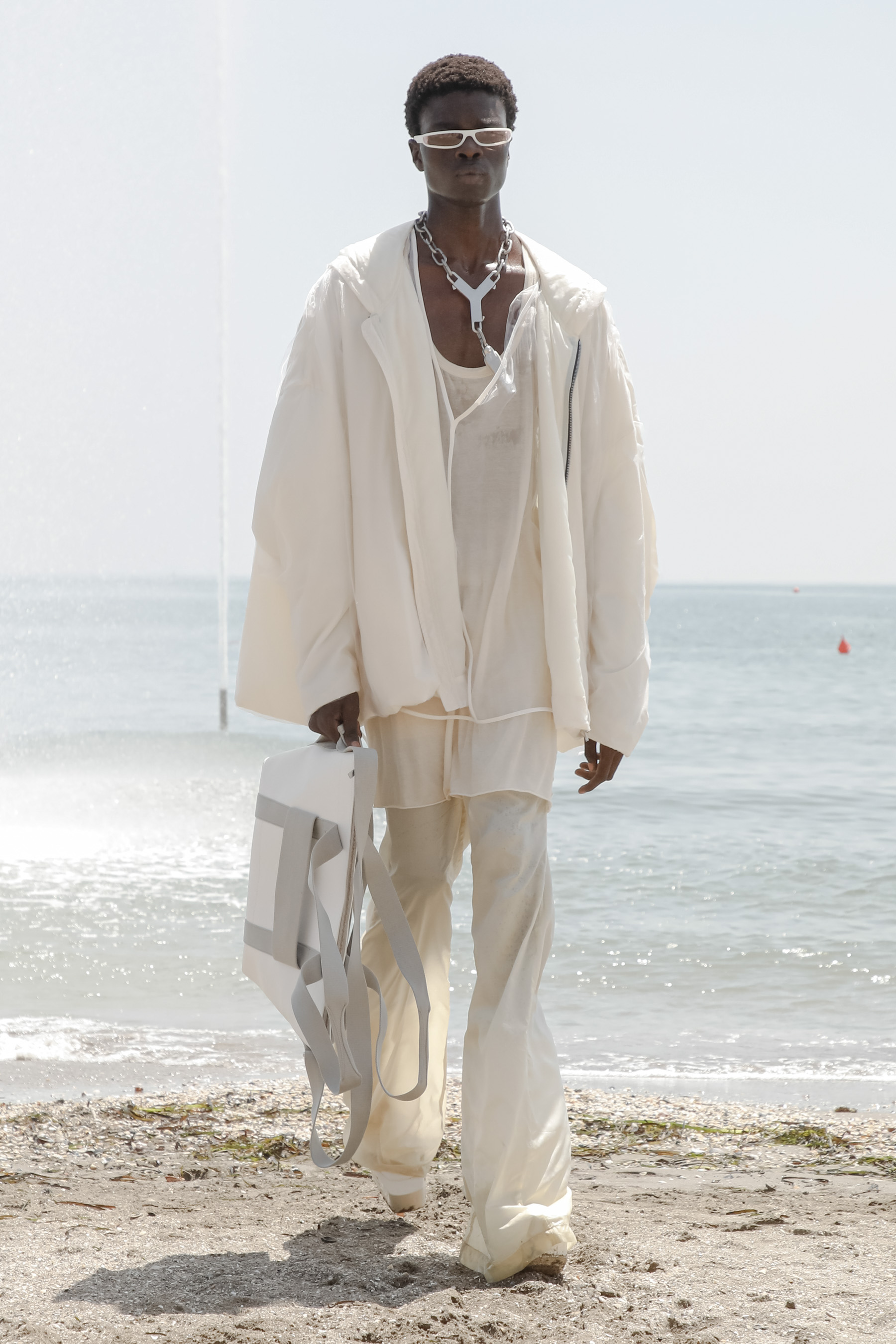 Look 30