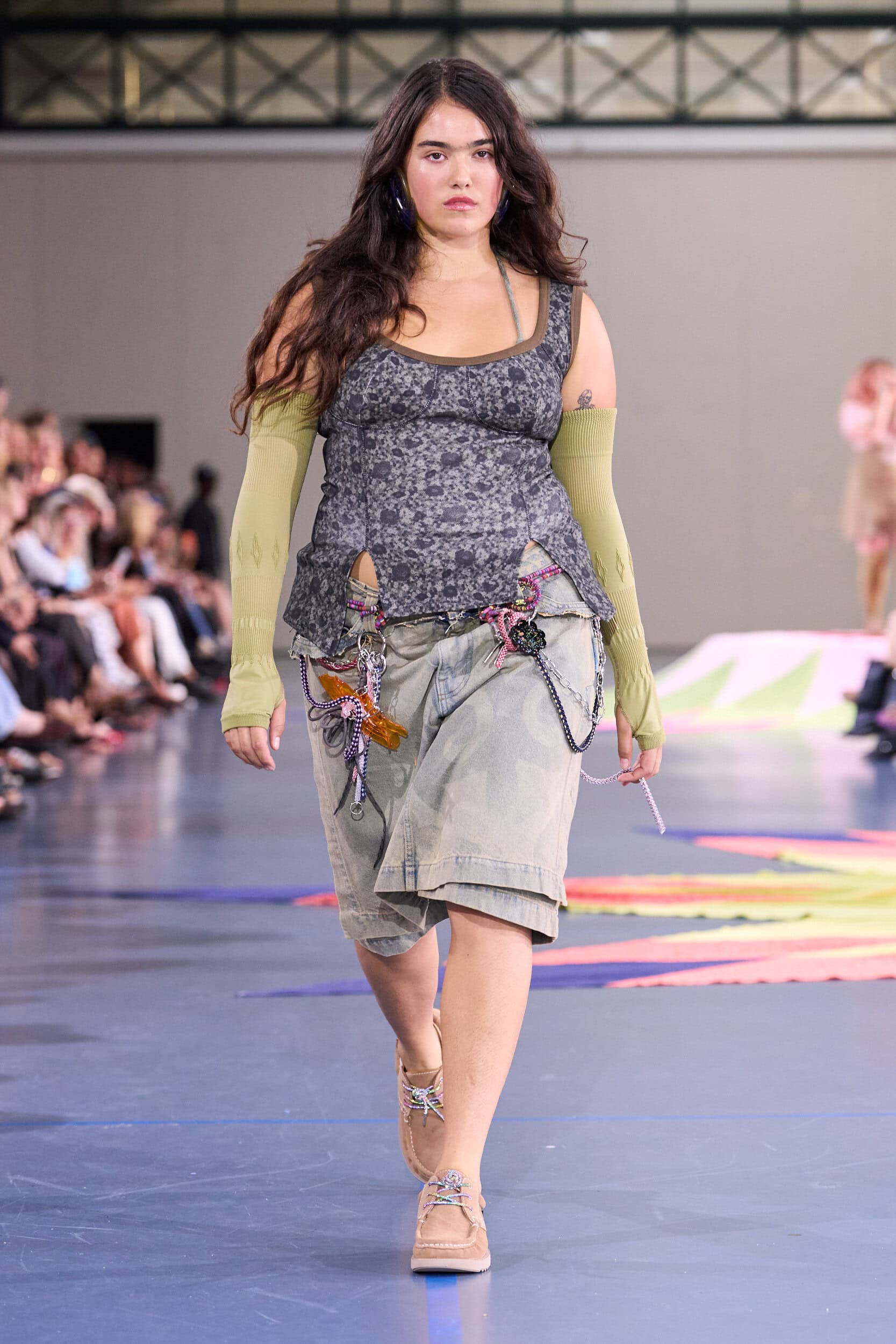 Look 13