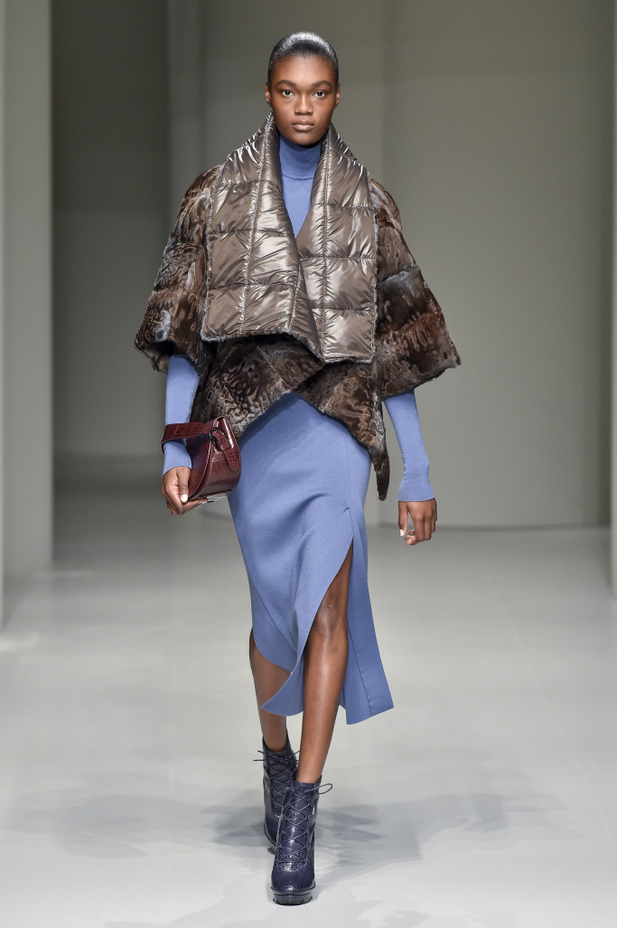 Look 16