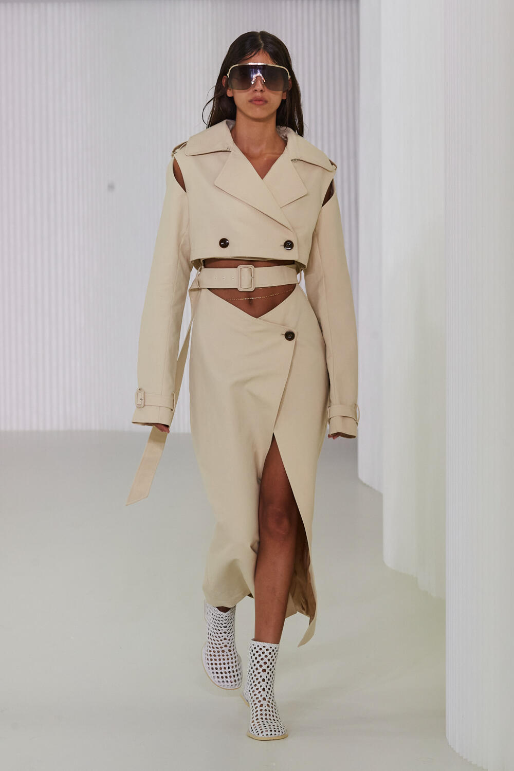 Look 12