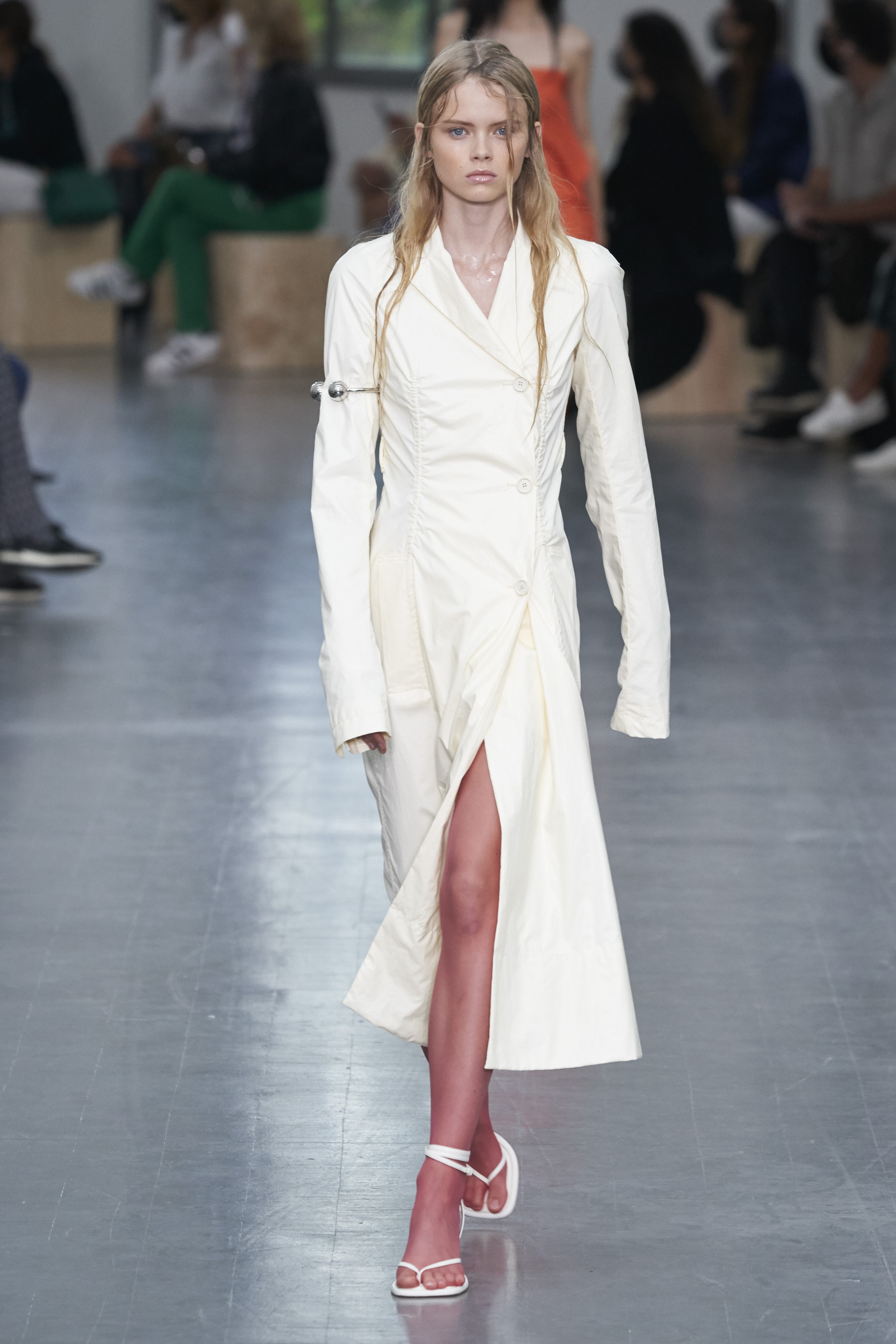Look 8