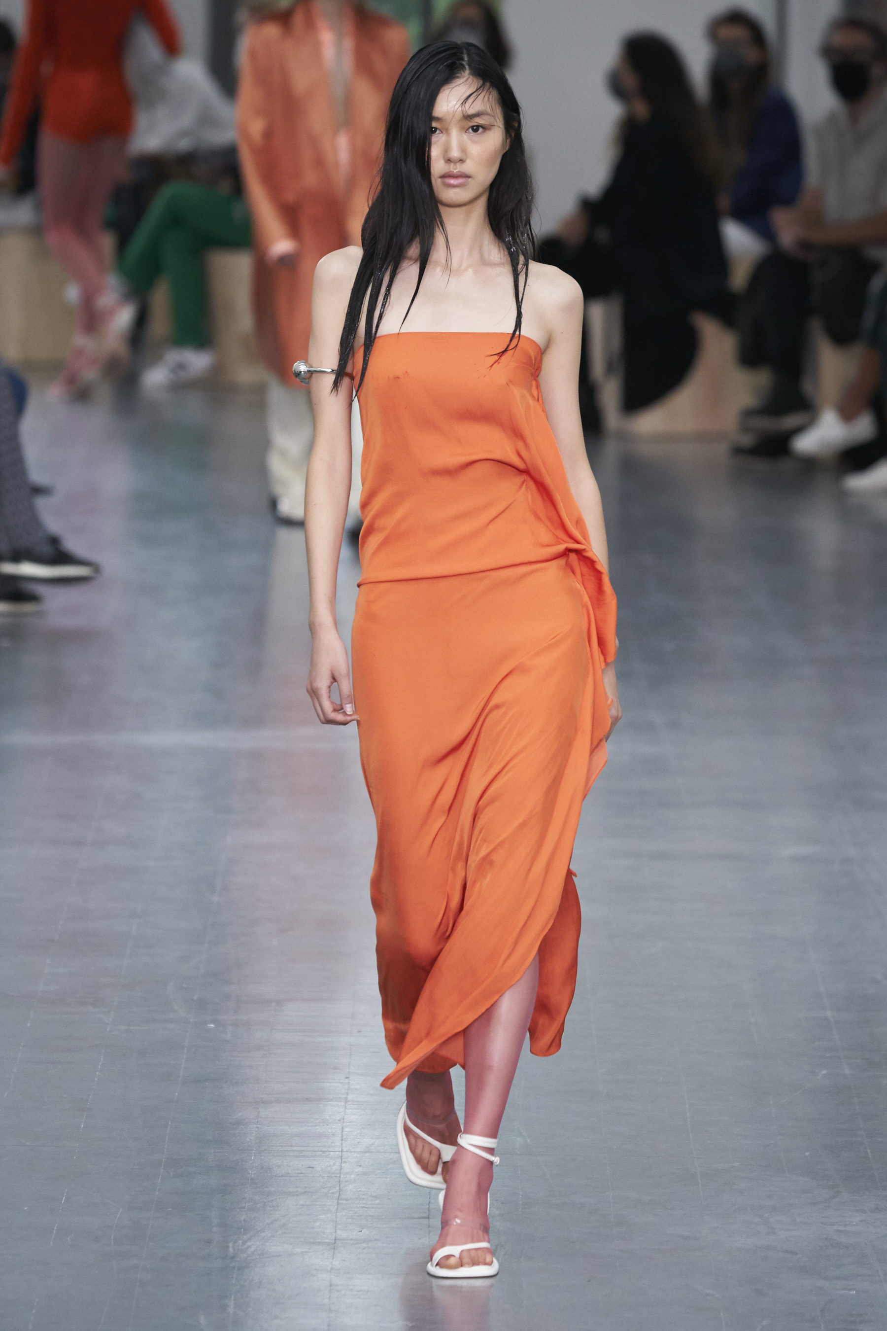 Look 12