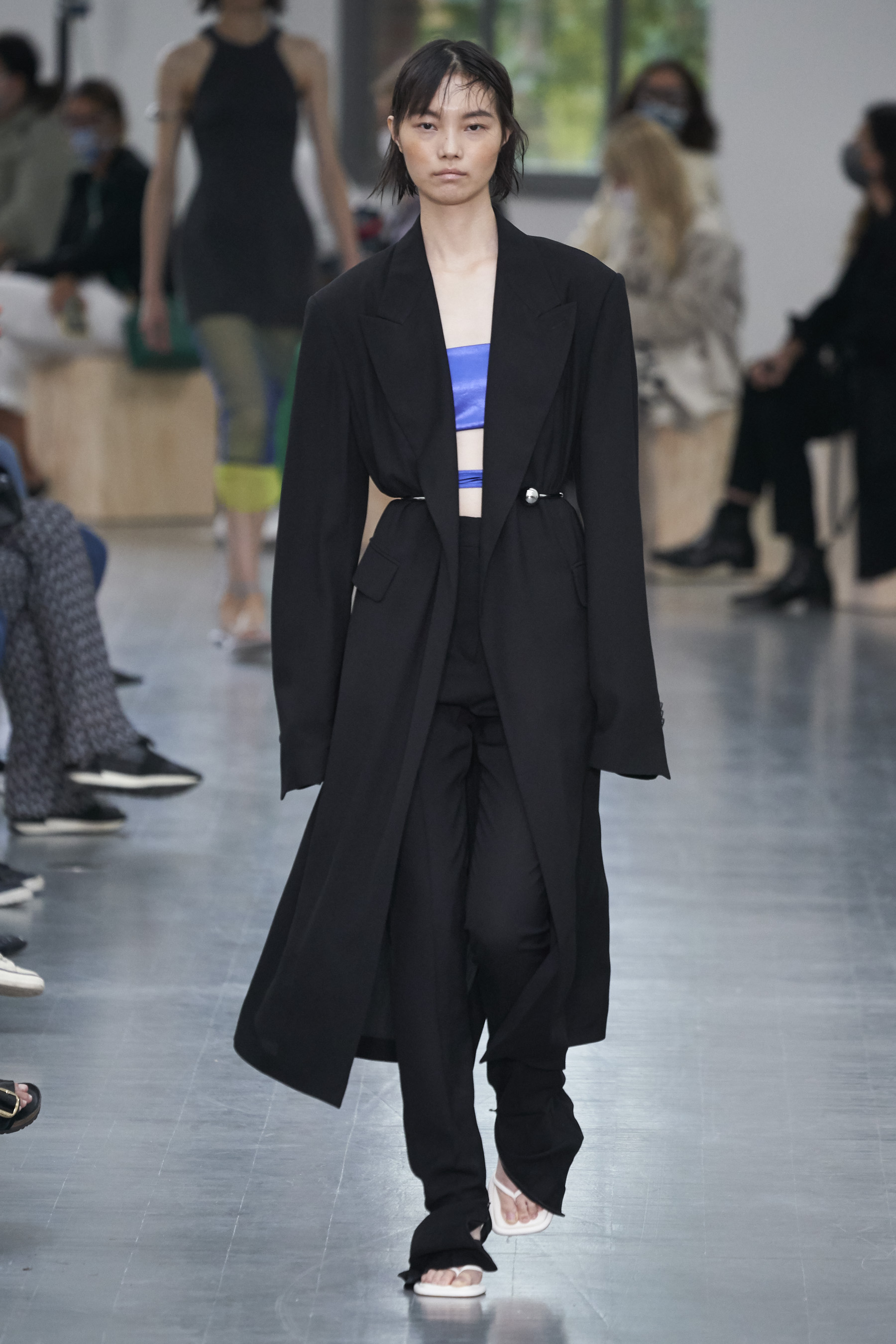 Look 19