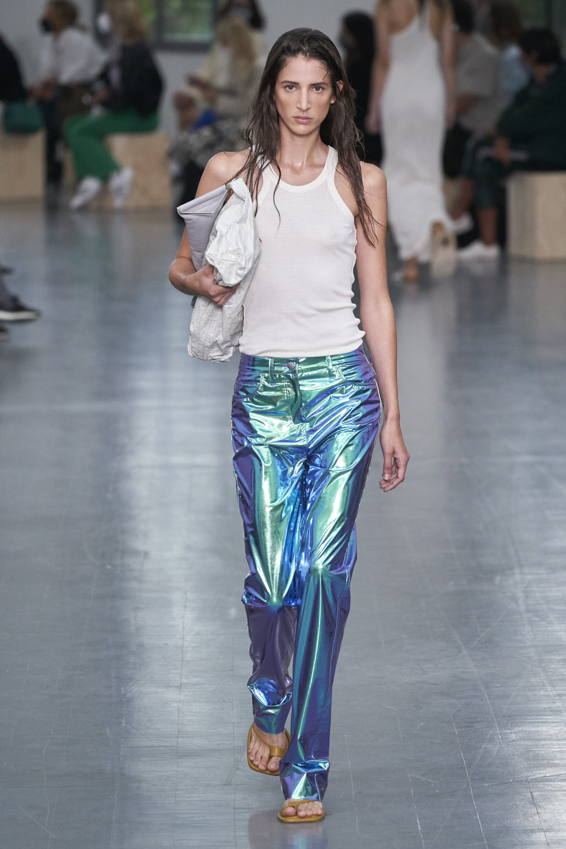 Look 27