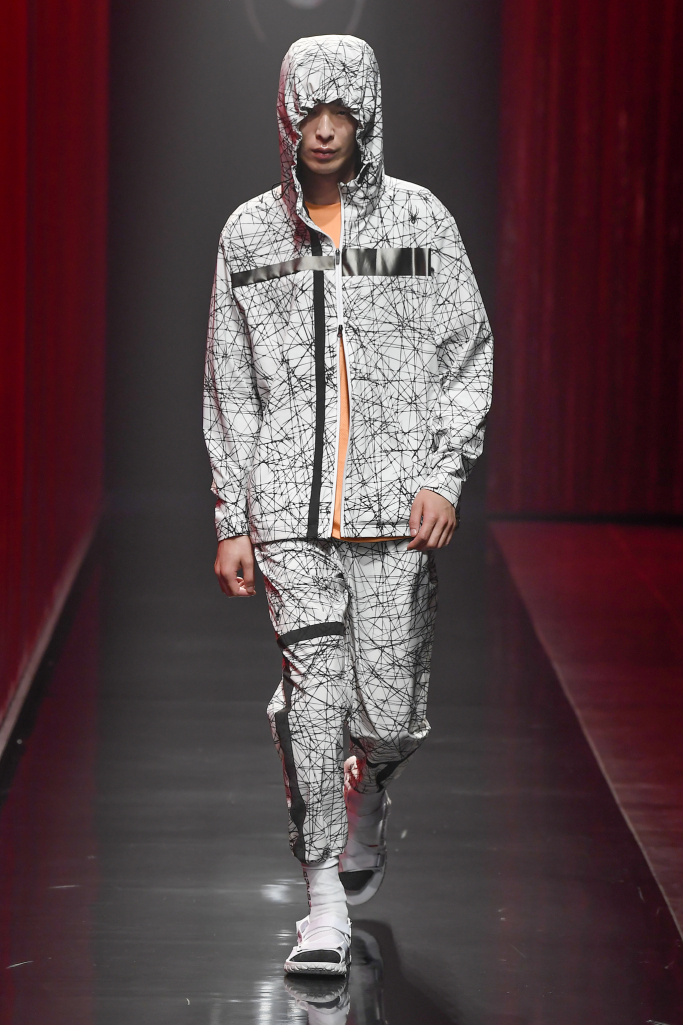 Look 11