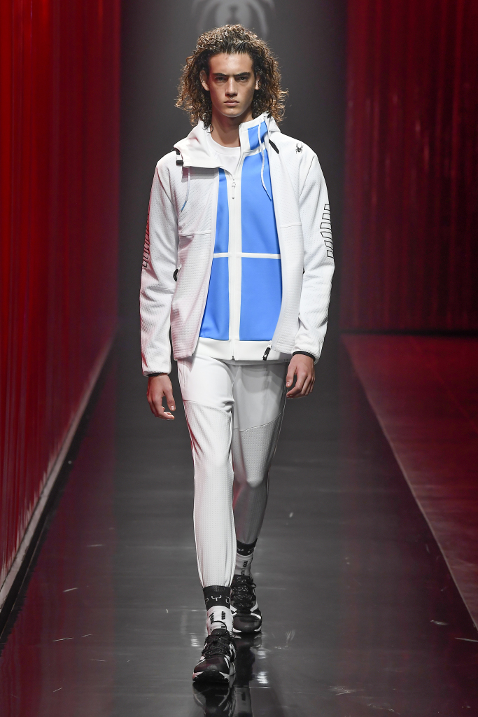 Look 14