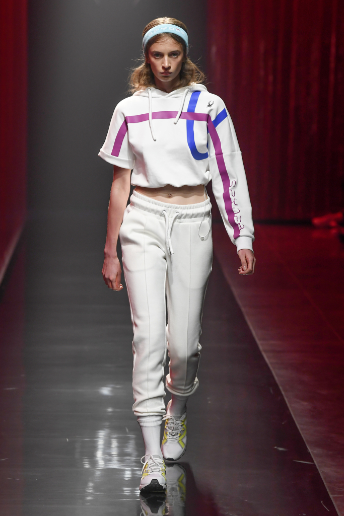 Look 18
