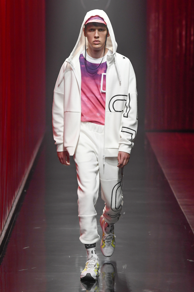 Look 19