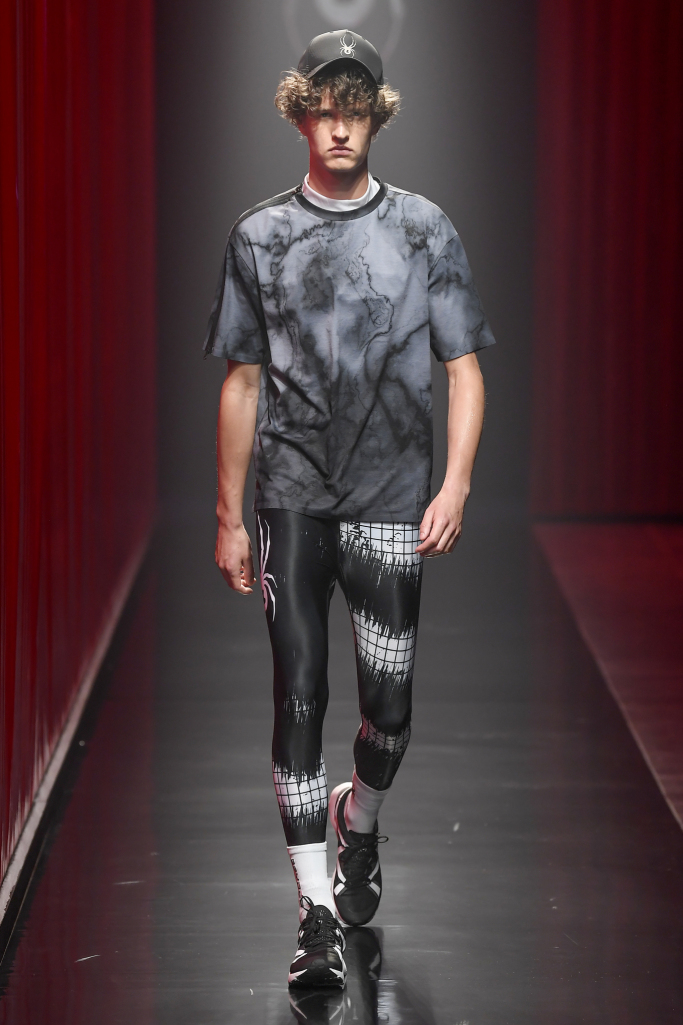 Look 25