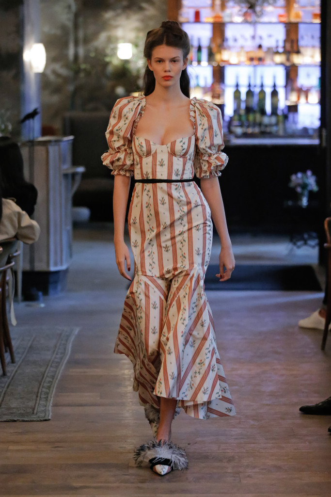 Look 15