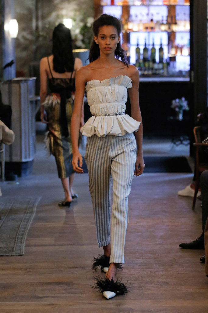 Look 24