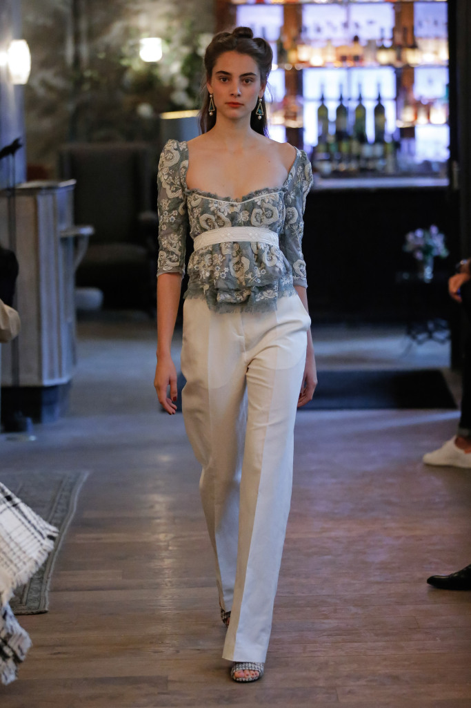 Look 28