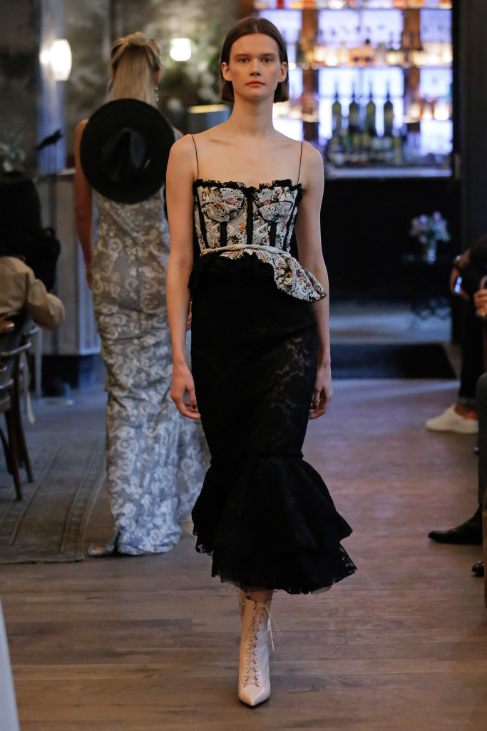 Look 30