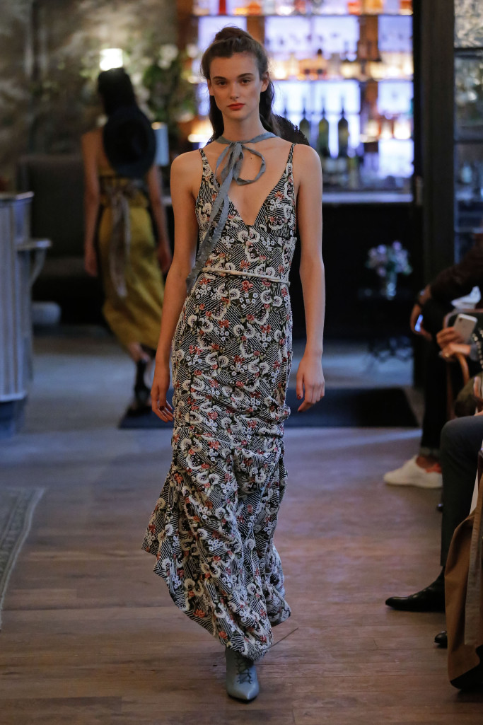 Look 32