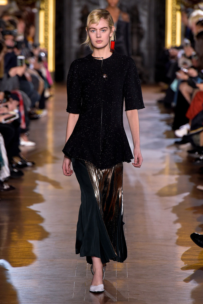 Look 9
