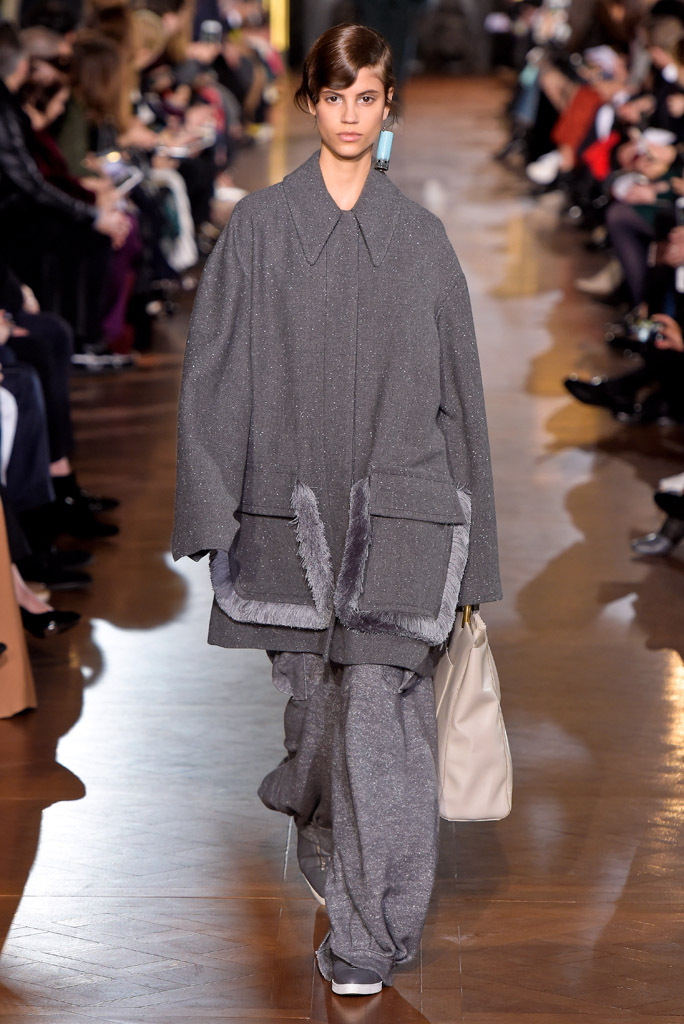 Look 28