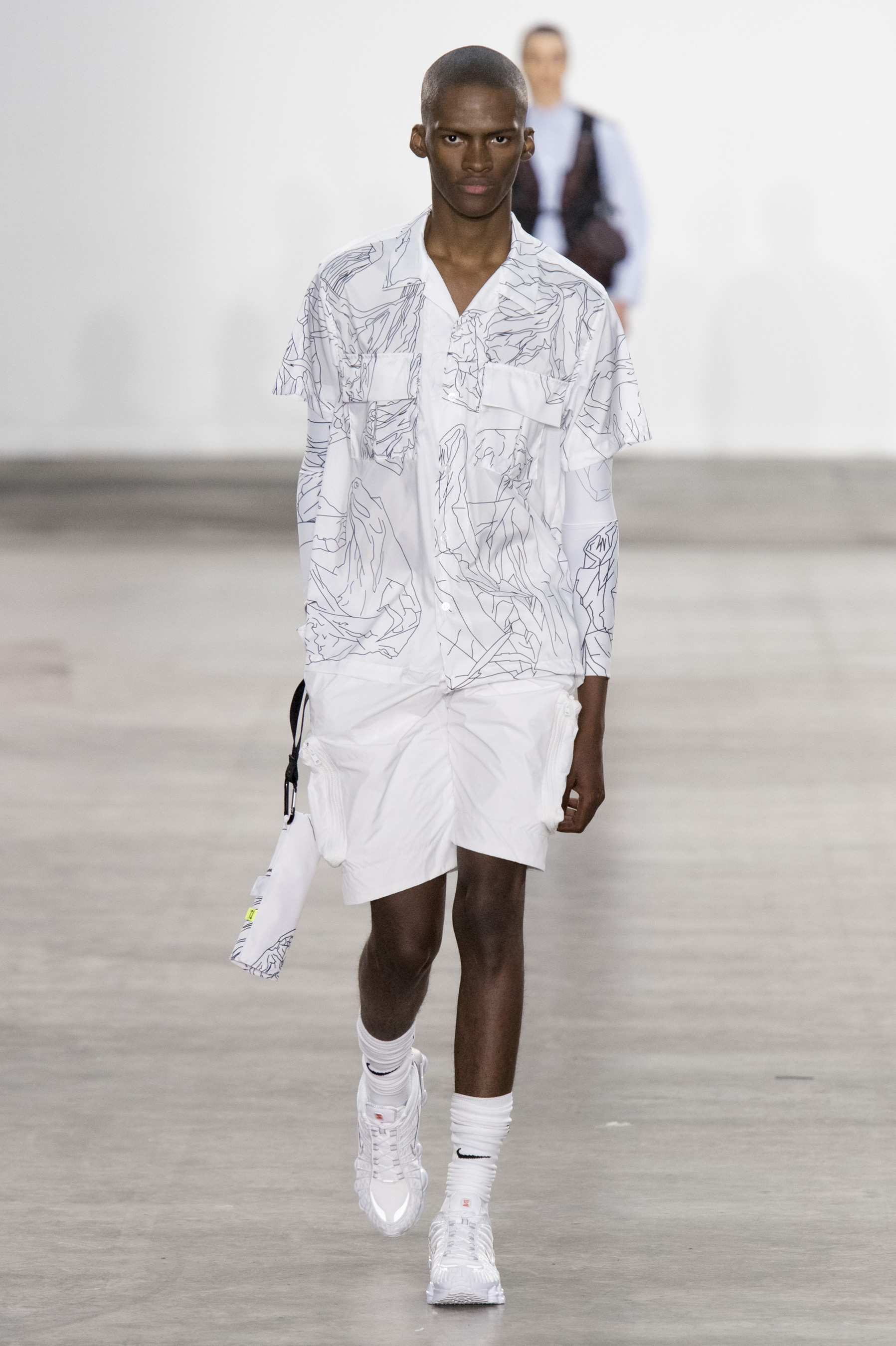 Look 10