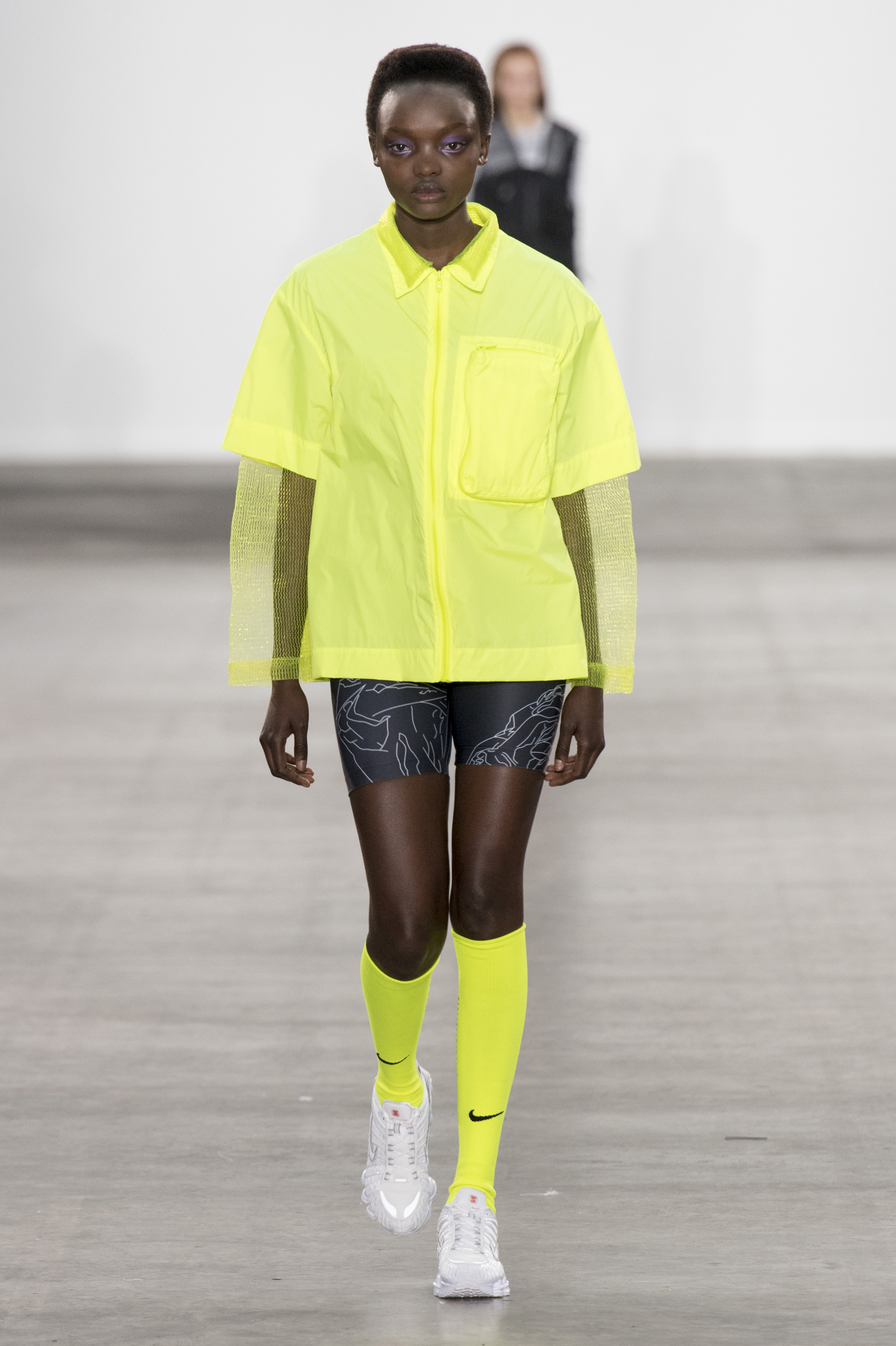 Look 15