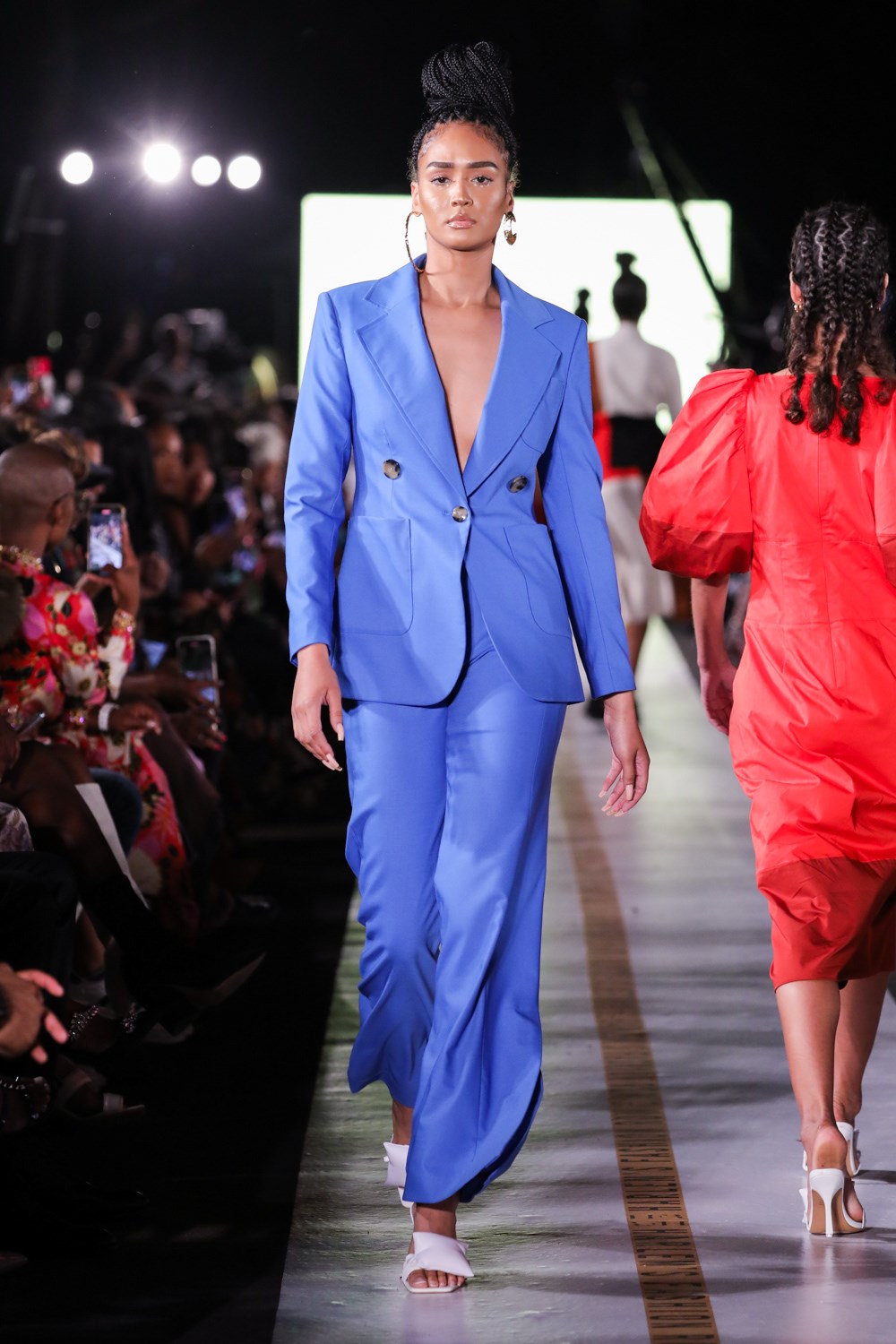 Look 5