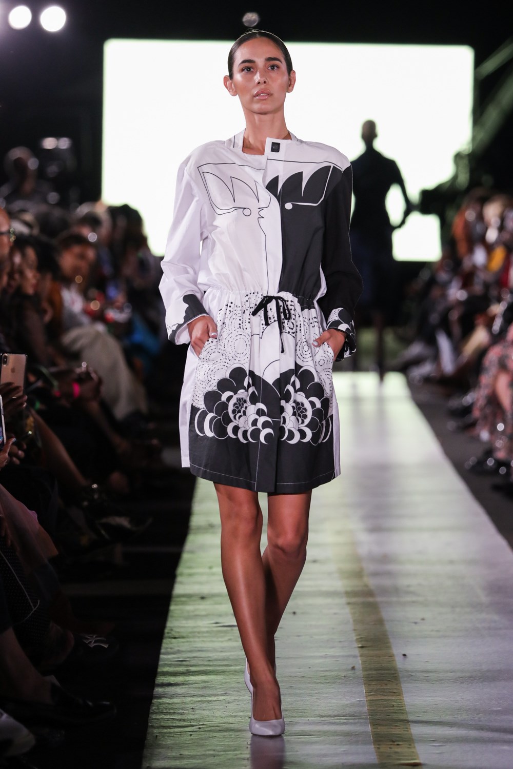 Look 28