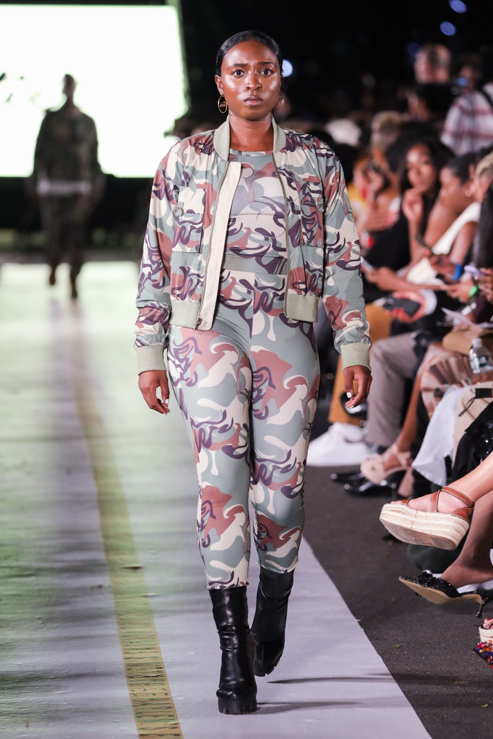 Look 49