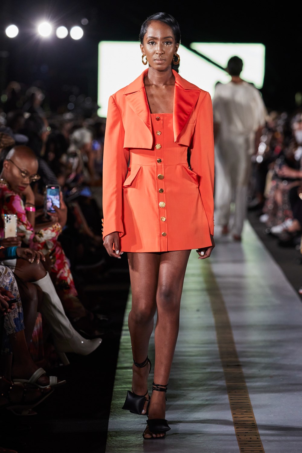 Look 74