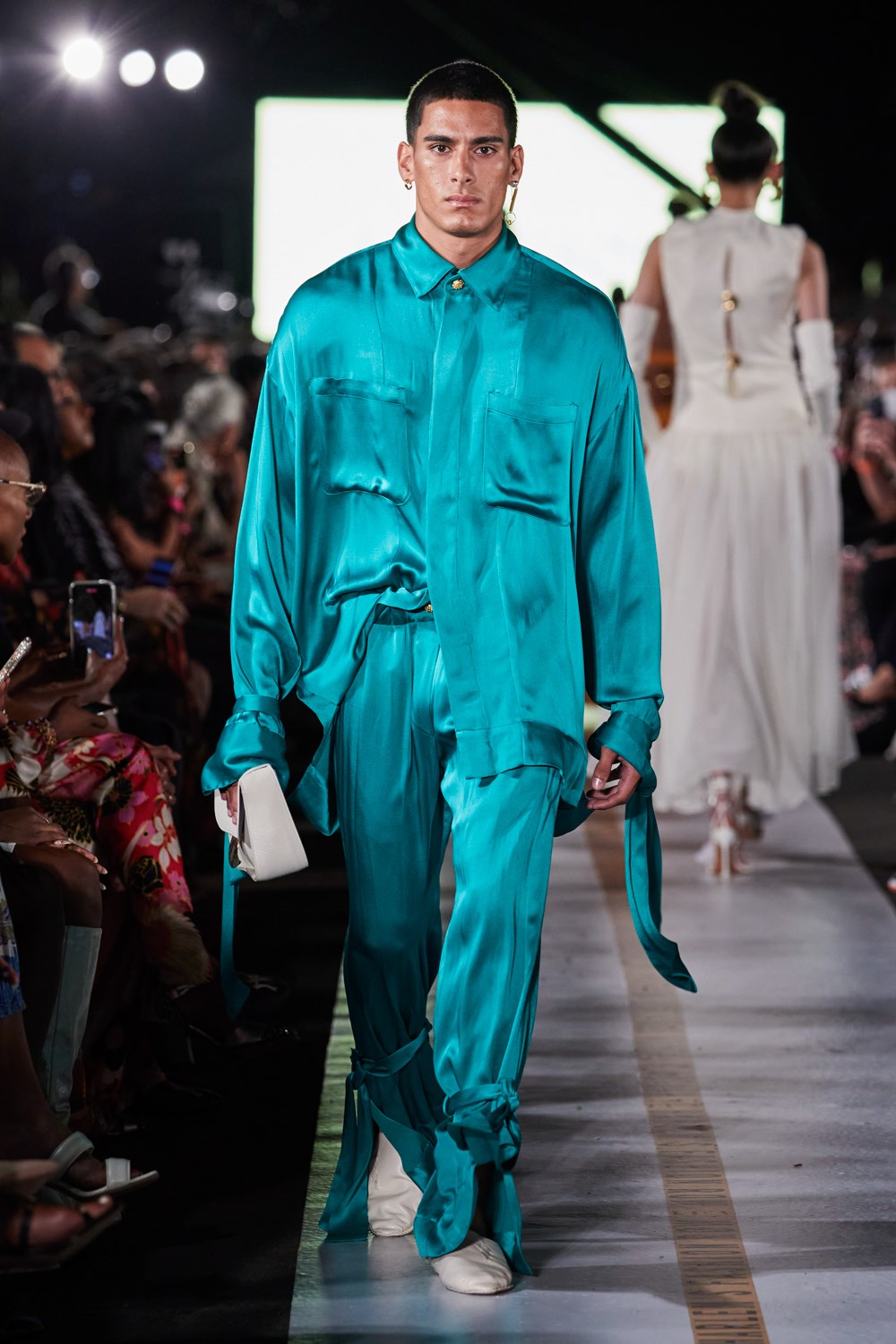 Look 83