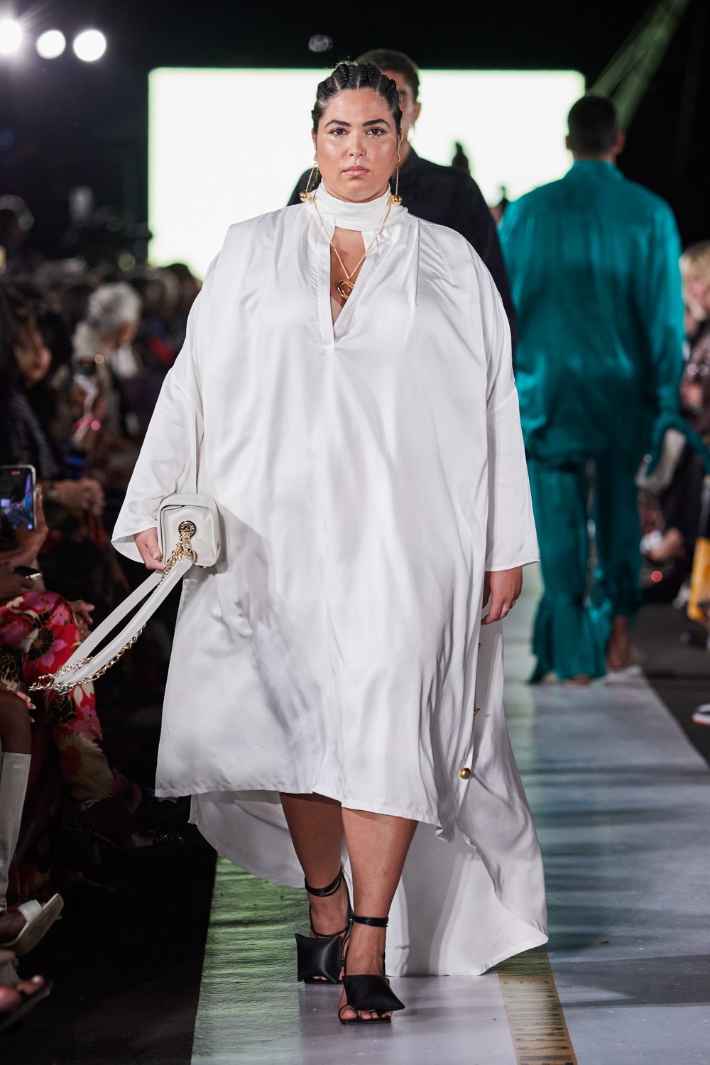 Look 84