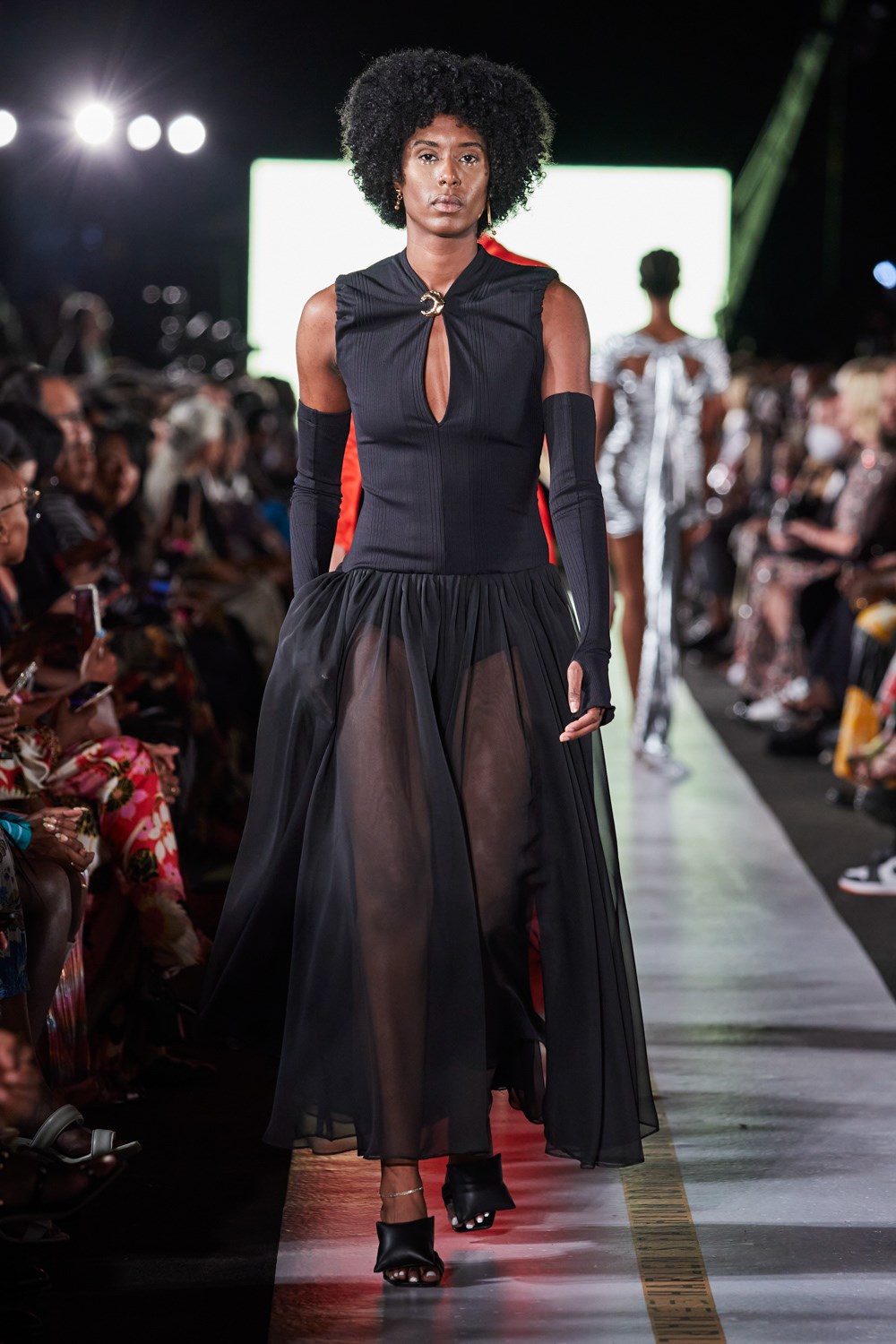 Look 90