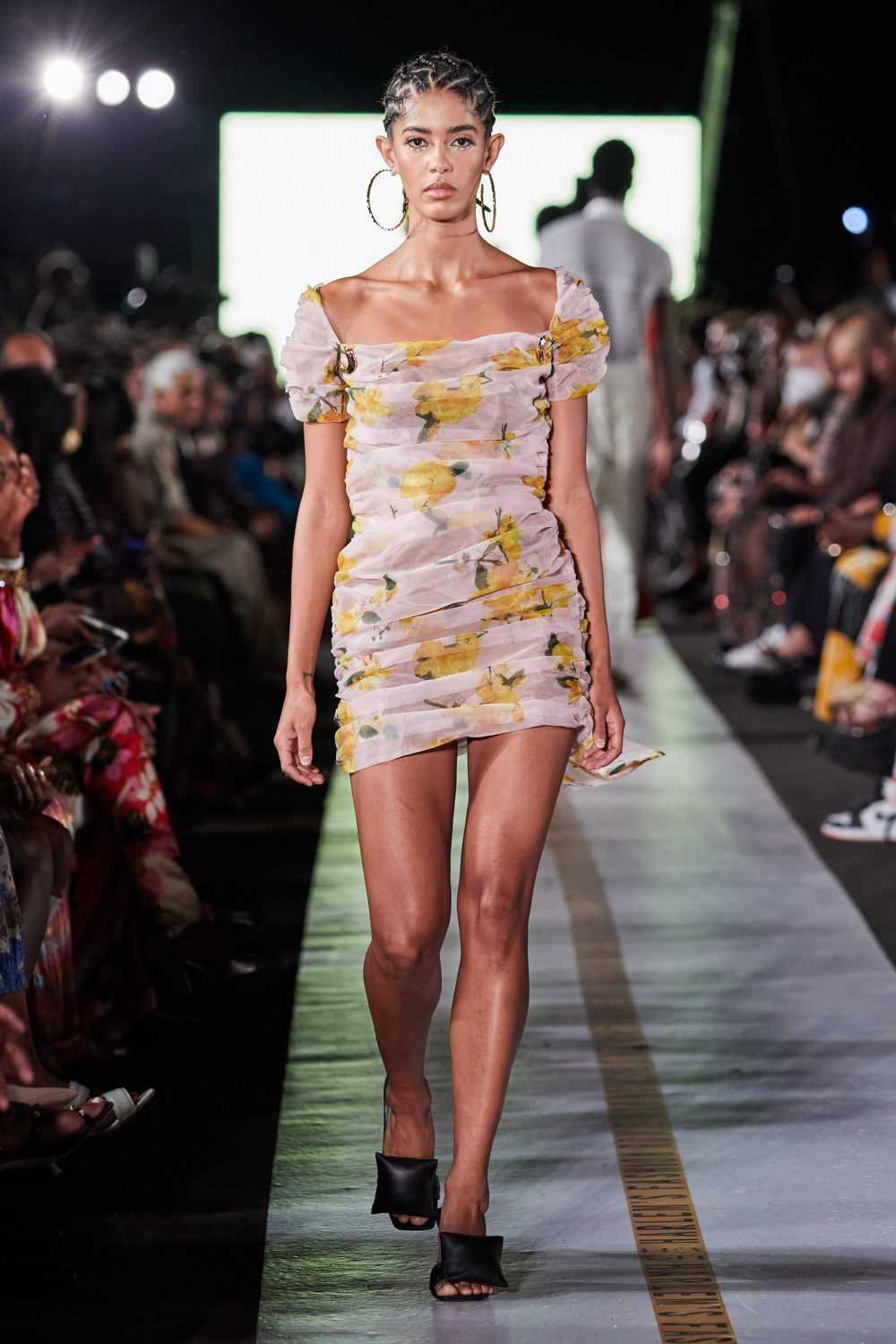 Look 93