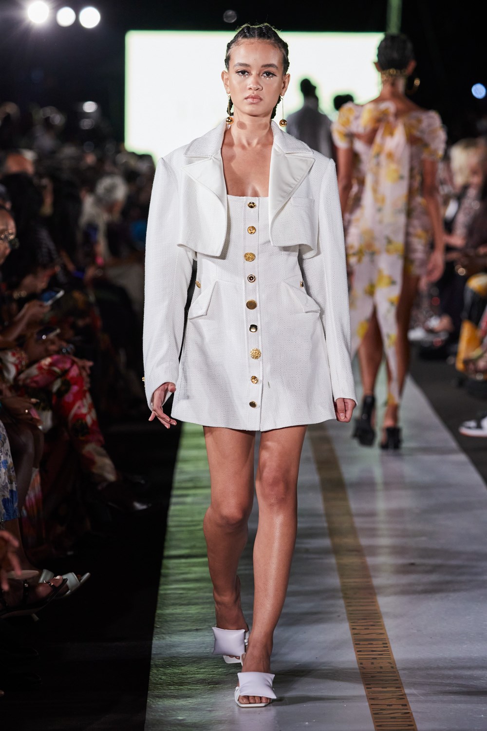Look 94