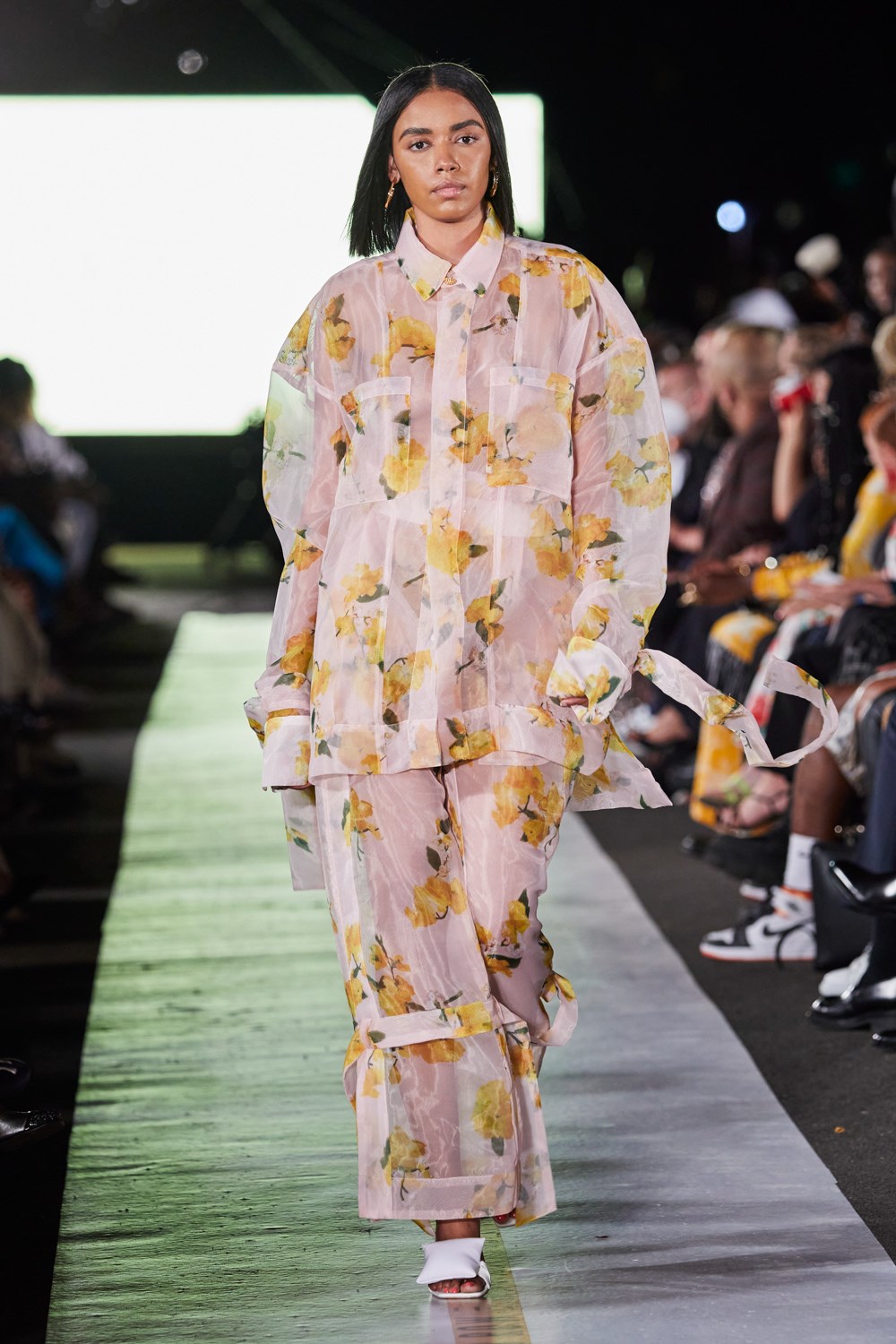 Look 96