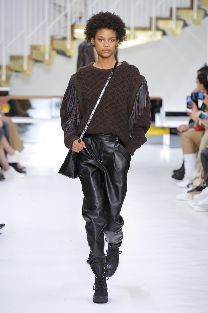 Look 32
