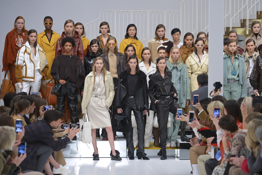 Look 8