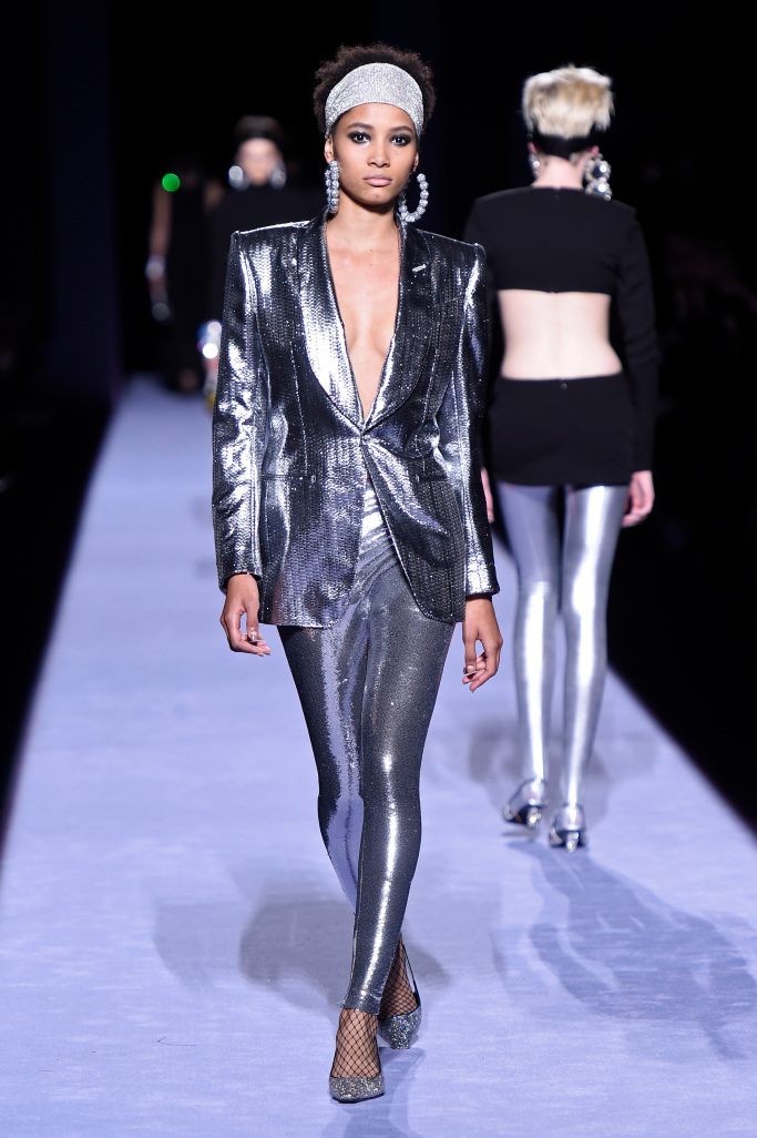 Look 18