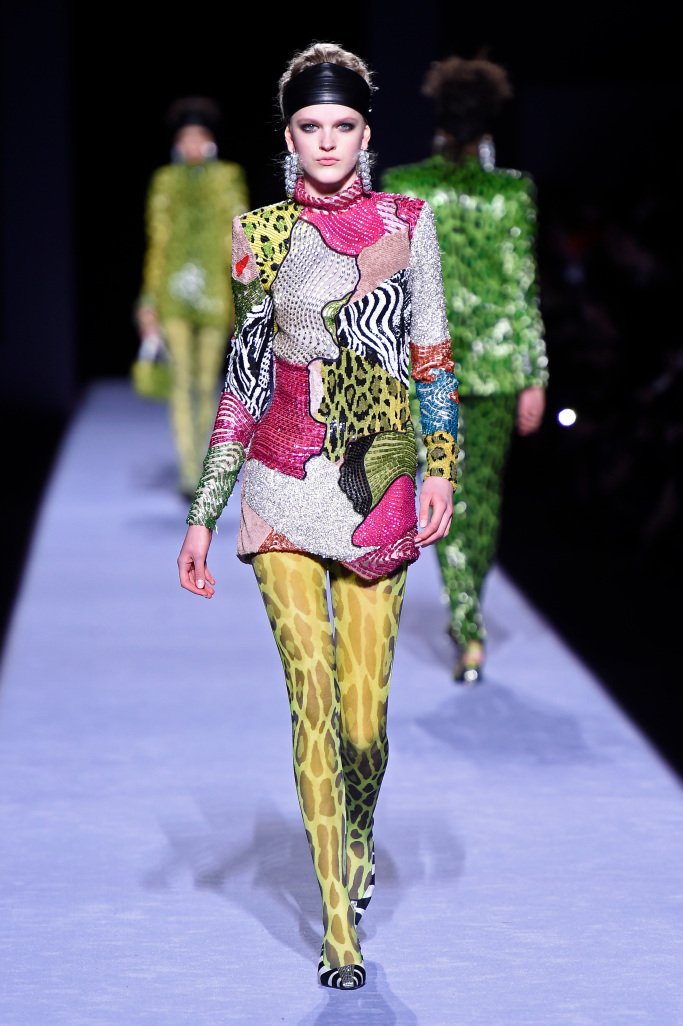 Look 30