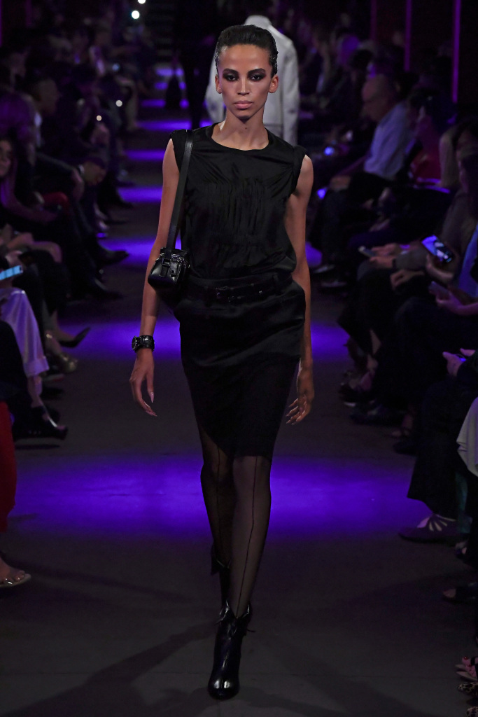 Look 18