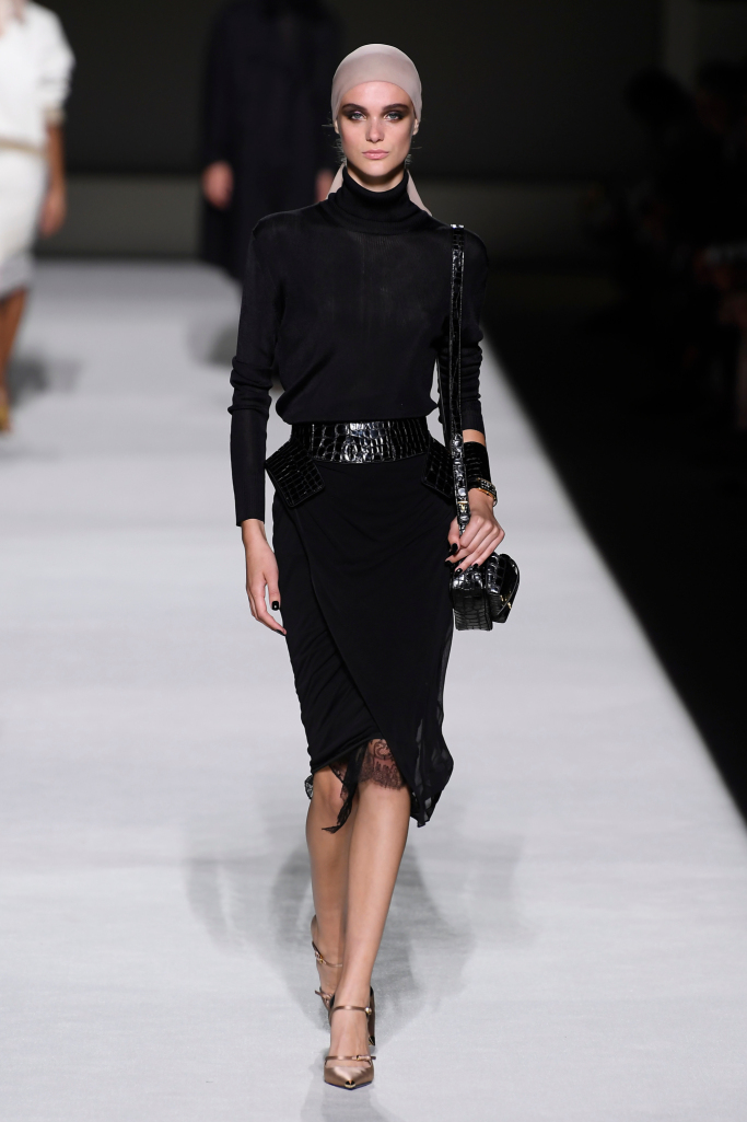 Look 10
