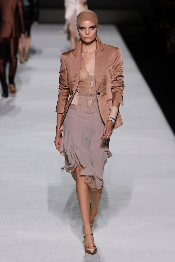 Look 17